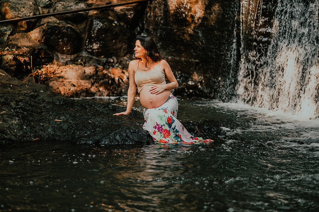 Ensaio de Gestante na natureza