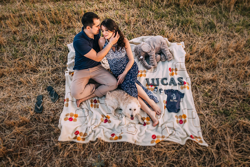 Fotografia para gestante em plantação no Paraná