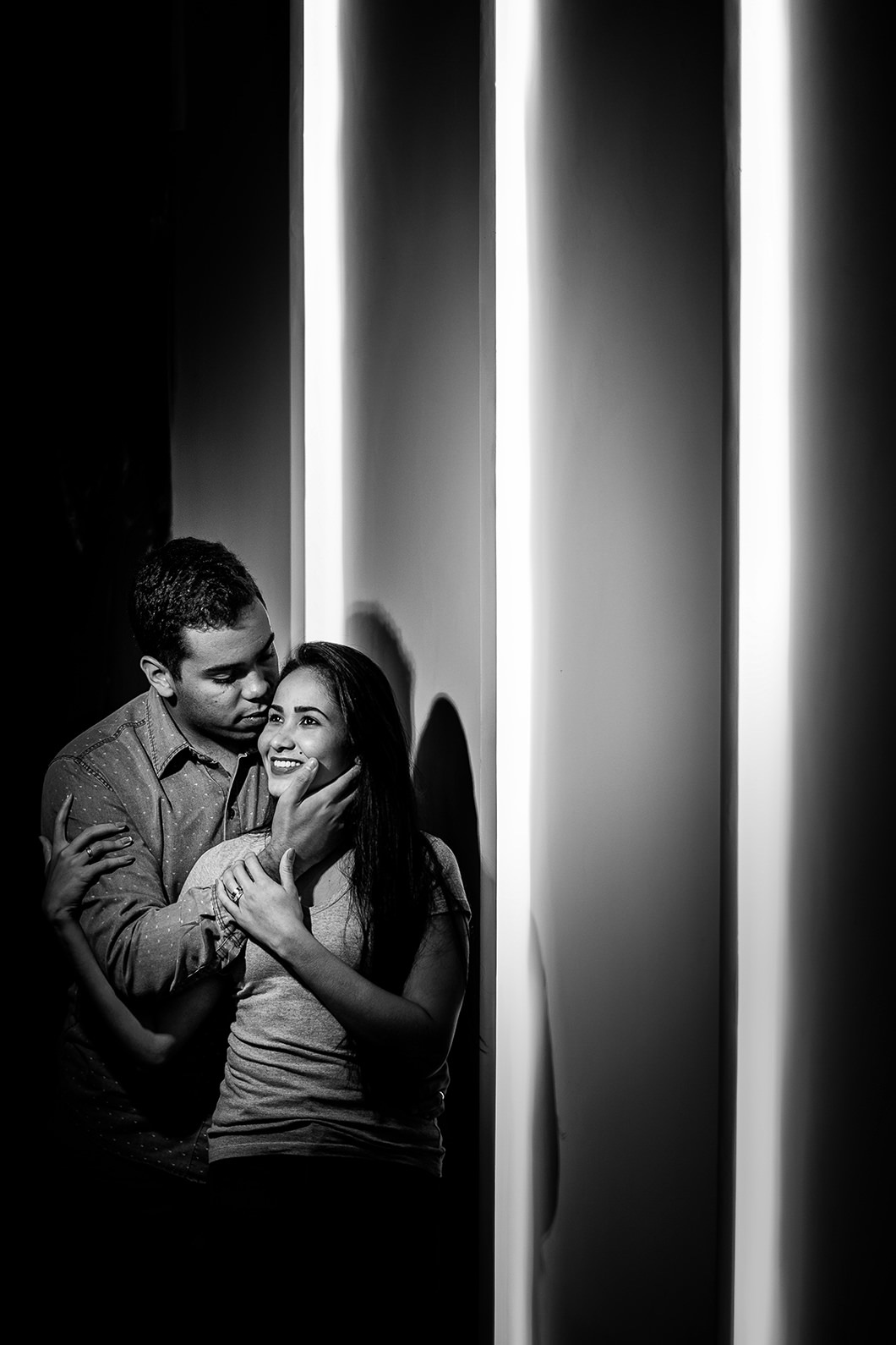 Pré Wedding fotografia trabalhando luz e linhas de Ricardo andrade