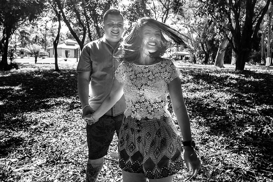pré wedding com fotos divertidas fotografo Rickardo Andrade de MAringá-PR