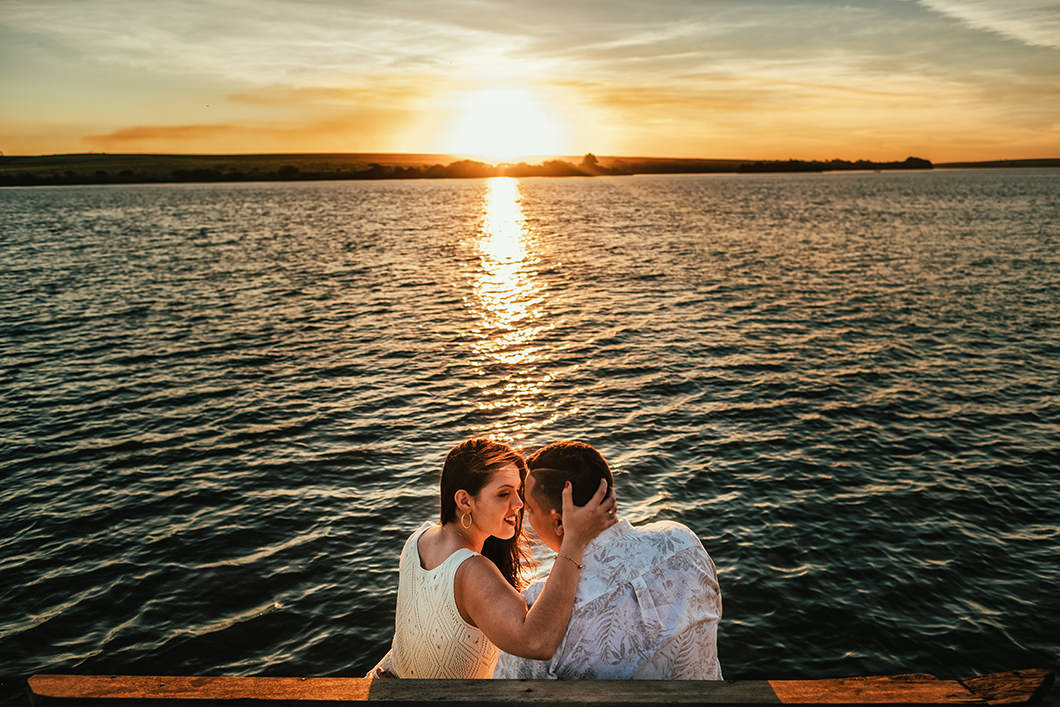 pré wedding em Santo Inácio-Pr na beira do Rio Paranapanema por Rickado Andrade 