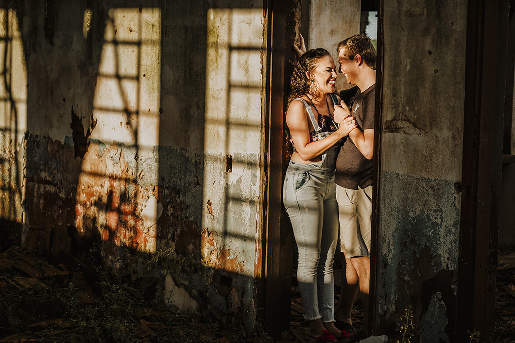 pré wedding urbano em local abandonado 