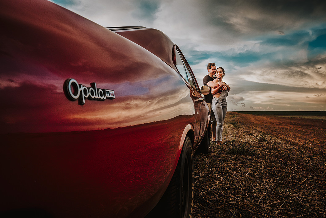 pré wedding com um Opala SS ensaio feito pelo fotografo de Casamento Rickardo Andrade