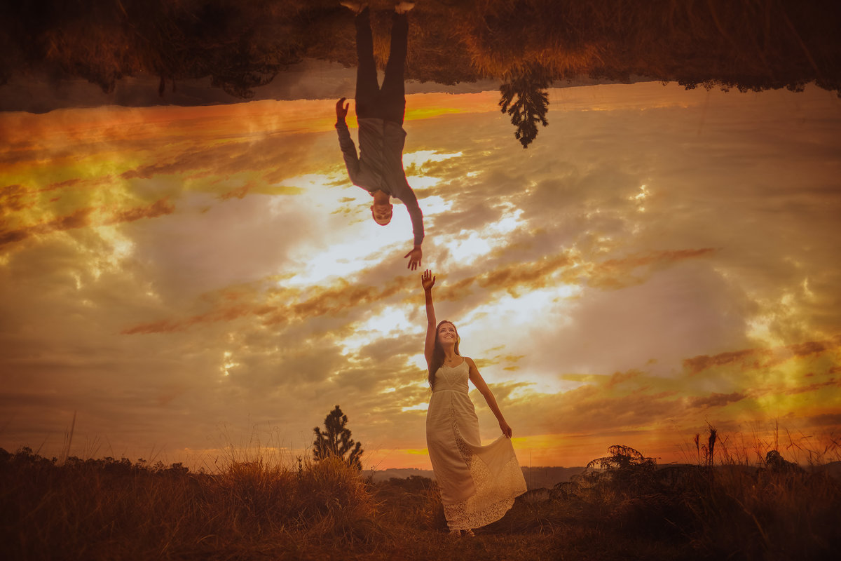 Foto de casal bem diferente em ensaio externo foto de dupla exposição de fotografo RickardoAndrade