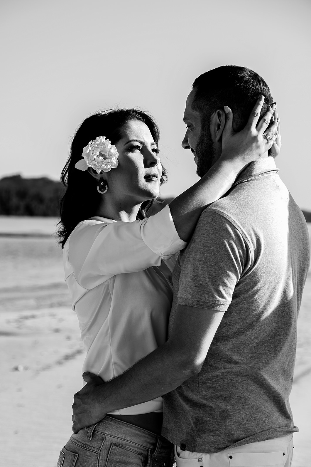 ensaio pré wedding com fotos de verão ensaio na praia pelo fotografo Rickardo Andrade