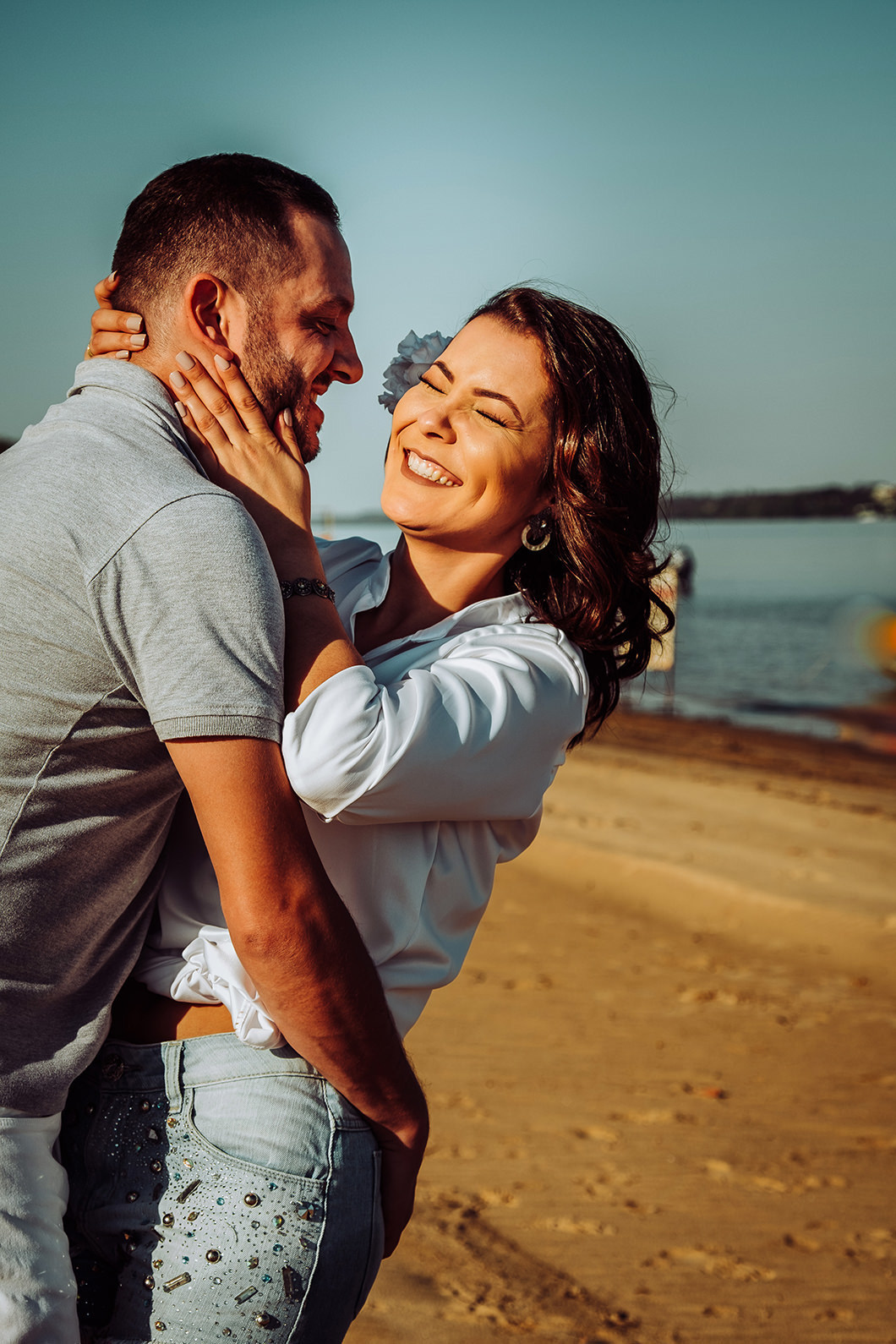 book de casal com fotos diferentes e divertidas por fotografo de Casamento de Maringá