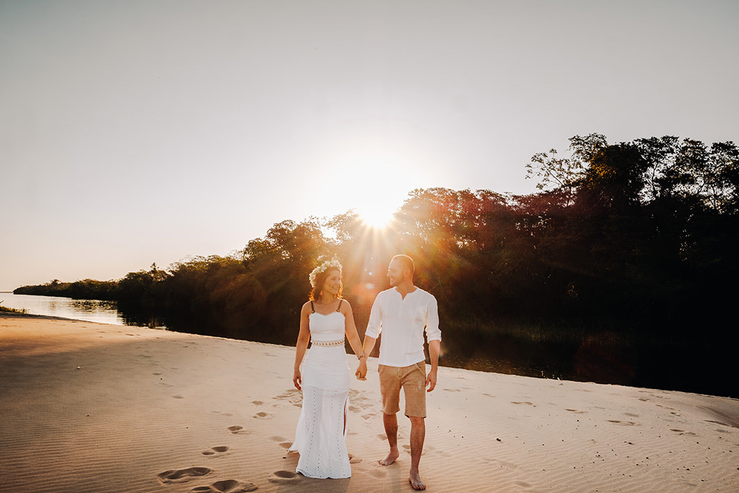 Fotografo de casamentos em  Maringá-PR faz ensaio de Casal na praia de Porto Rico