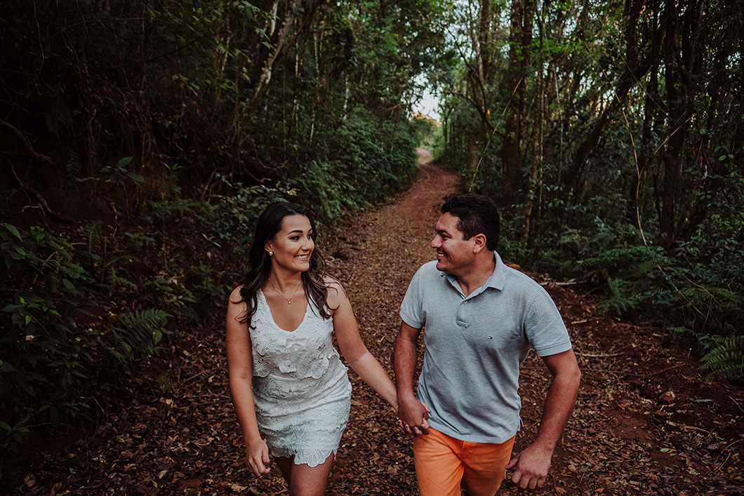 fotos para ensaio de casal com fotos espontâneas 