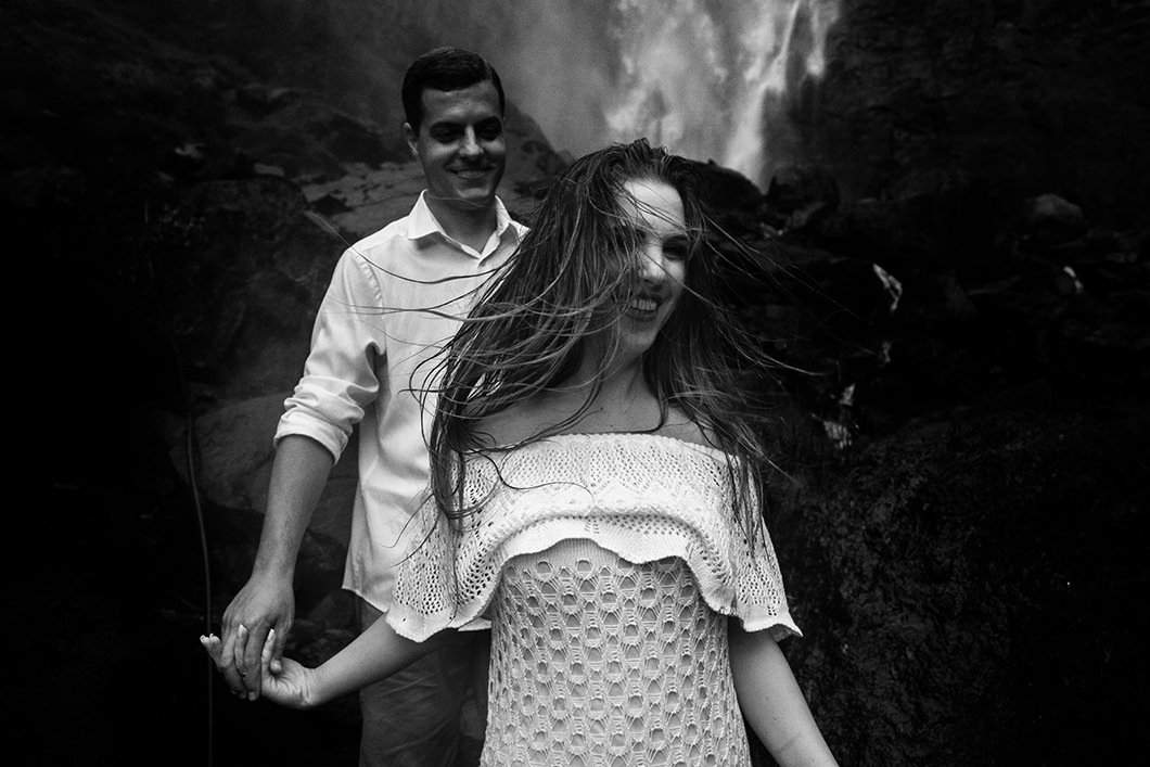 fotos espontaneas e diferentes para ensaio pré wedidng 