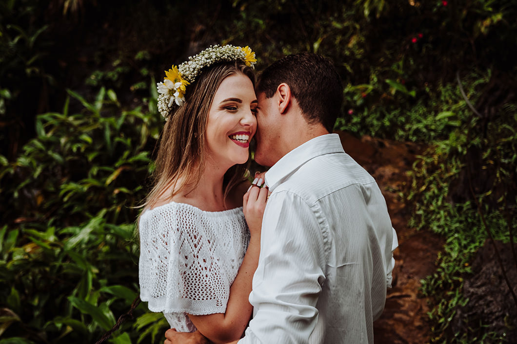 lindas fotos de casal para usar no dia do casamento em ensaio externo 