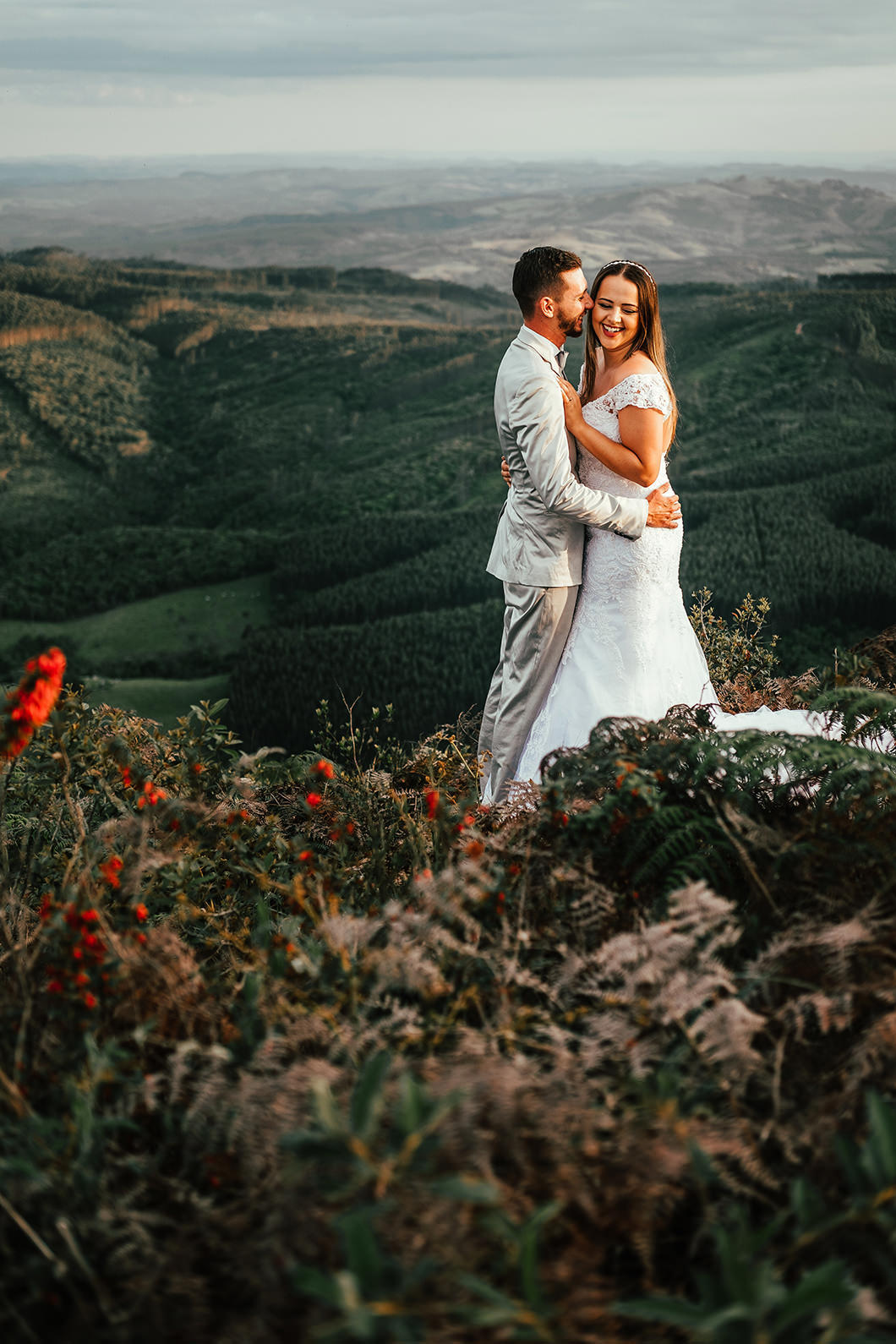 book de casamento com ensaio dos noivos feito apos o casamento com estilo gringo 