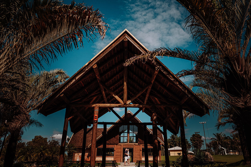 ensaio pré casamento um lindo cenario em Maringá pelo fotografo Rickardo Andrade