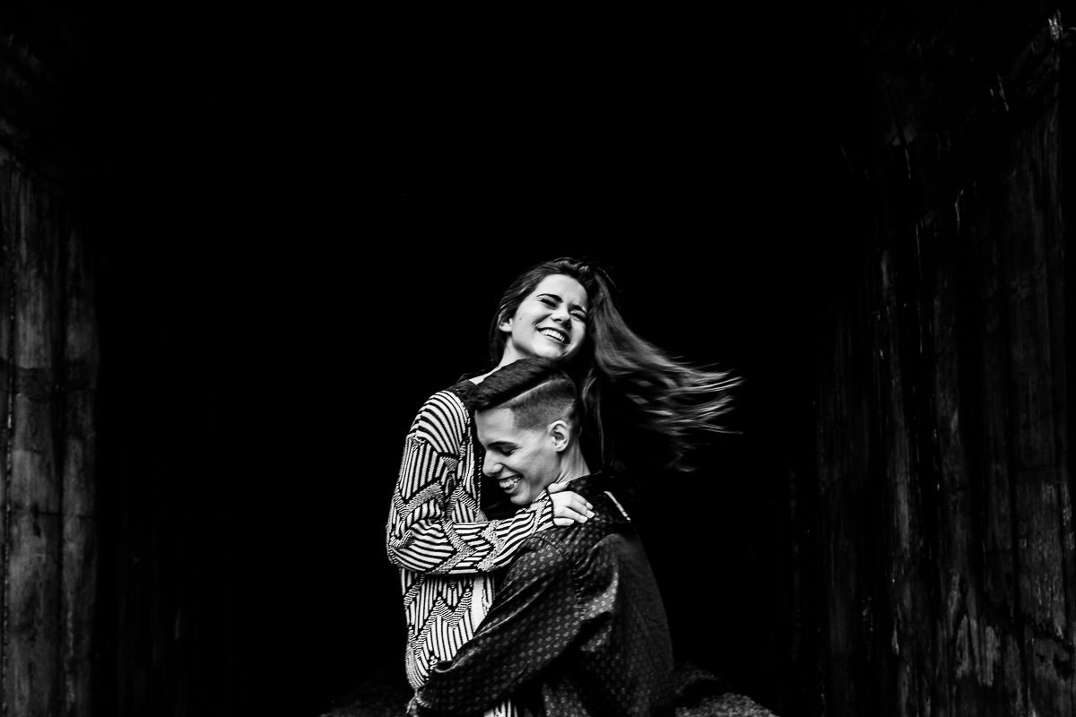 fotos para pre wedding com estilo espontaneo e divertido por fotografo de casamento em Maringa 