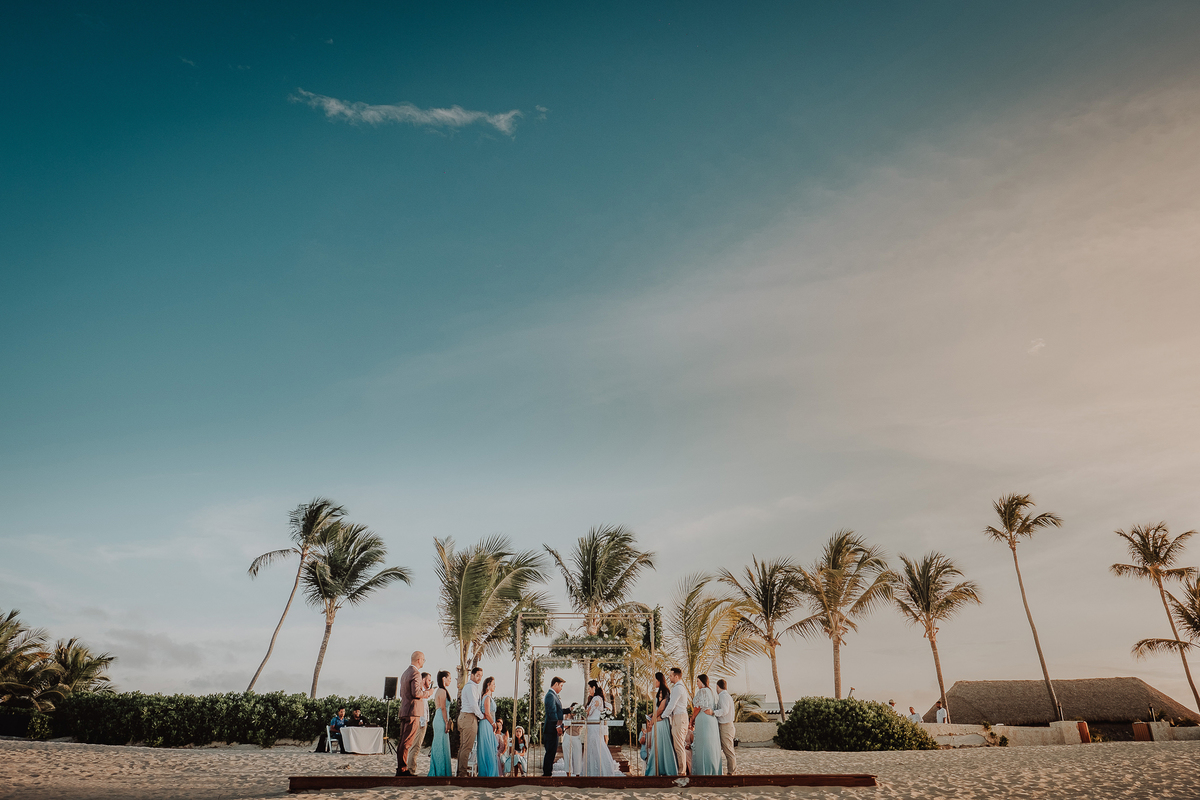fotografo do Brasil especializado em destination Wedding  casamento na praia de Punta Cana na republica dominicana 