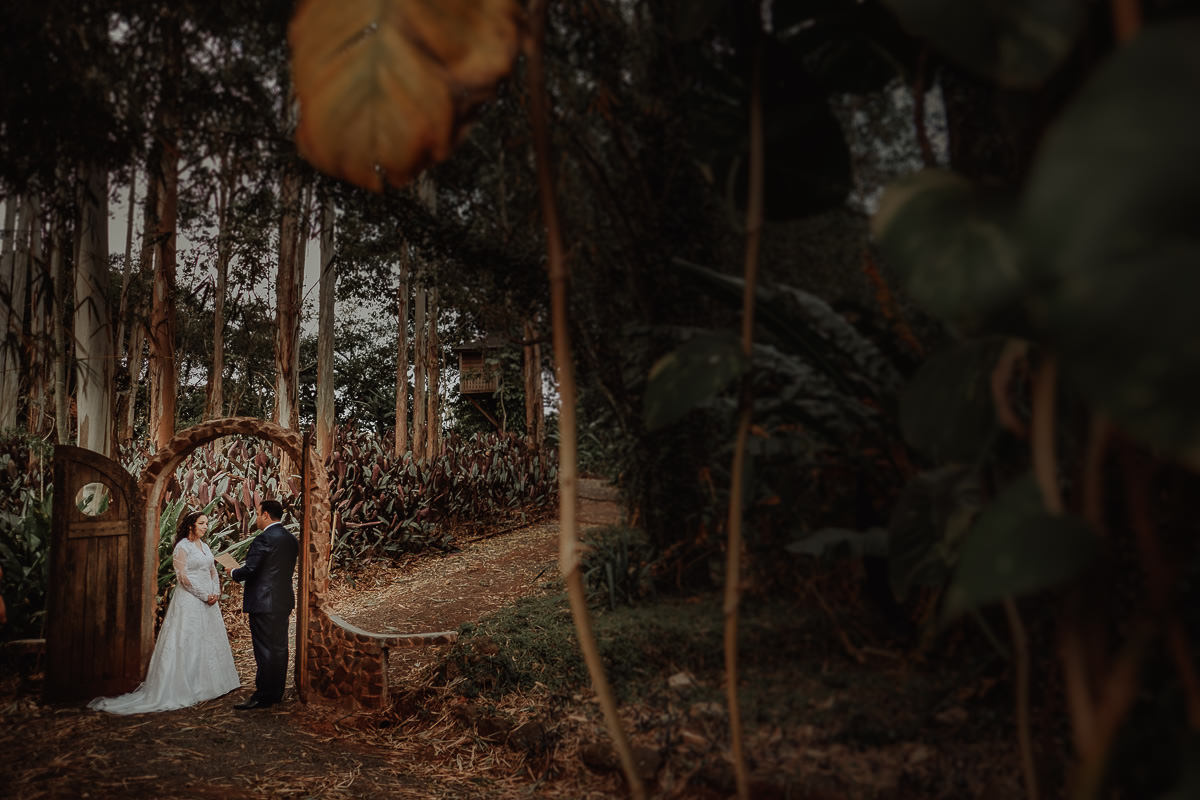 lindo Casmaento a dois elopement wedding feito pelo melhor fotografo do Paraná Rickardo Andrade 