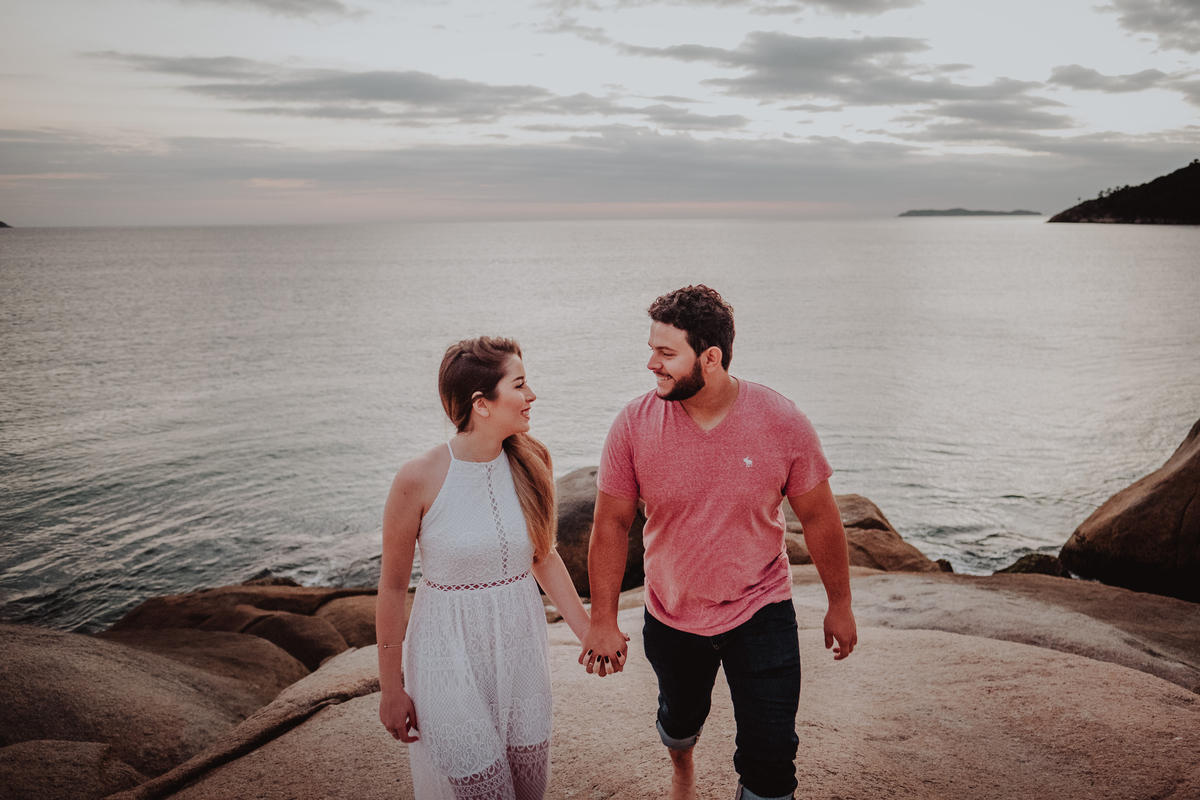ensaio pre casamento com fotos com cores gringas feitas por fotografo incrível de casamento em Maringá Rickardo Andrade