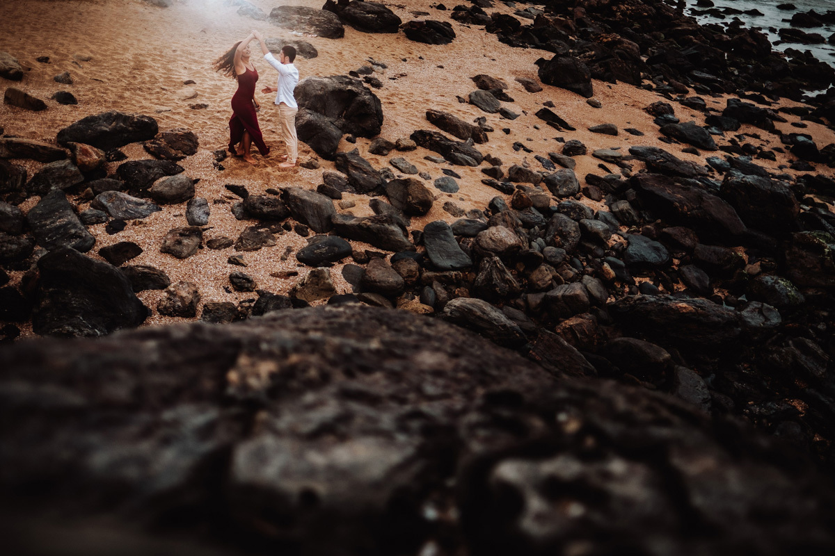 fotos lindas e diferentes para ensaio pre casamento na praia de  balneario Camboriú-SC