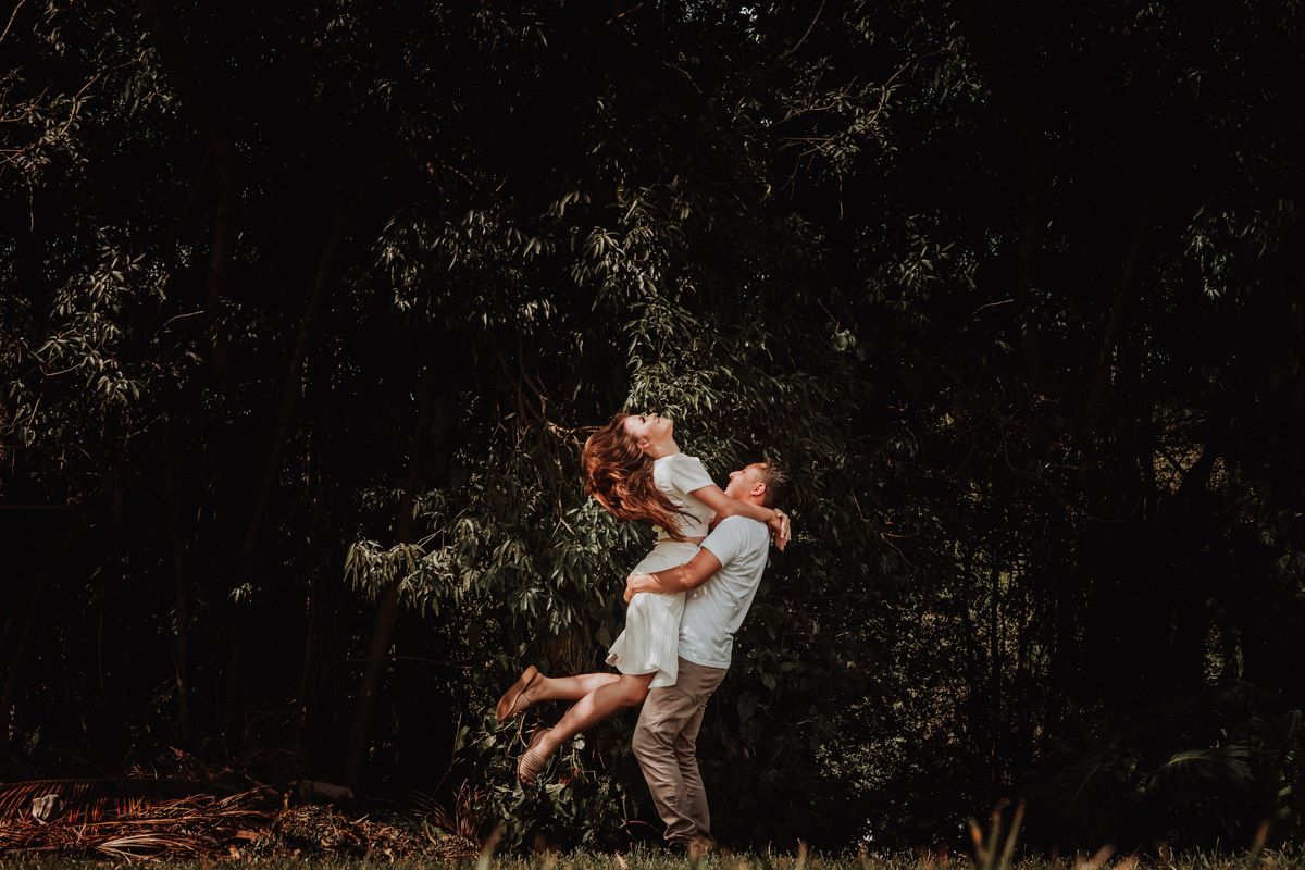 ensaio de casal com fotos divertidas e diferentes fotografo incrivel de maringá-PR Rickardo Andrade