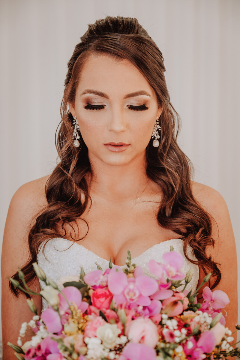 lindos retratos da noiva feitos durante o dia da noiva Leticia rigolin 