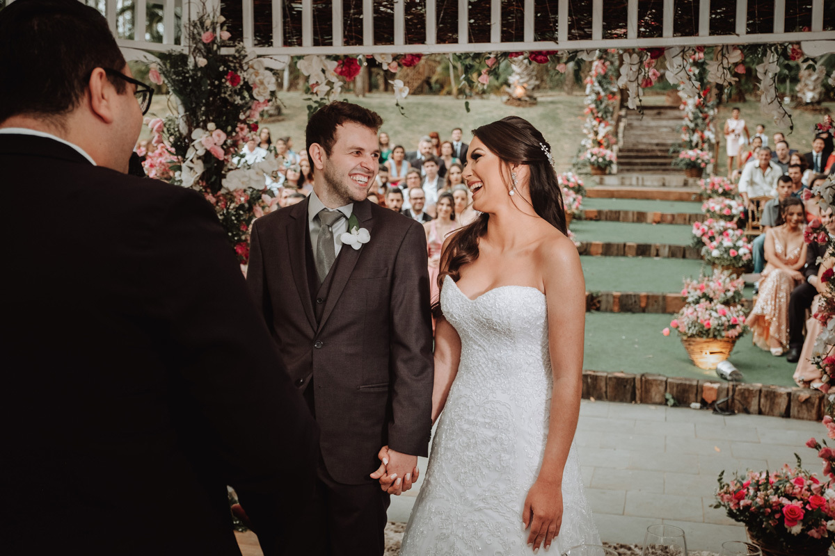 fotos espontaneas para cerimonia de casamento externa em maringa 