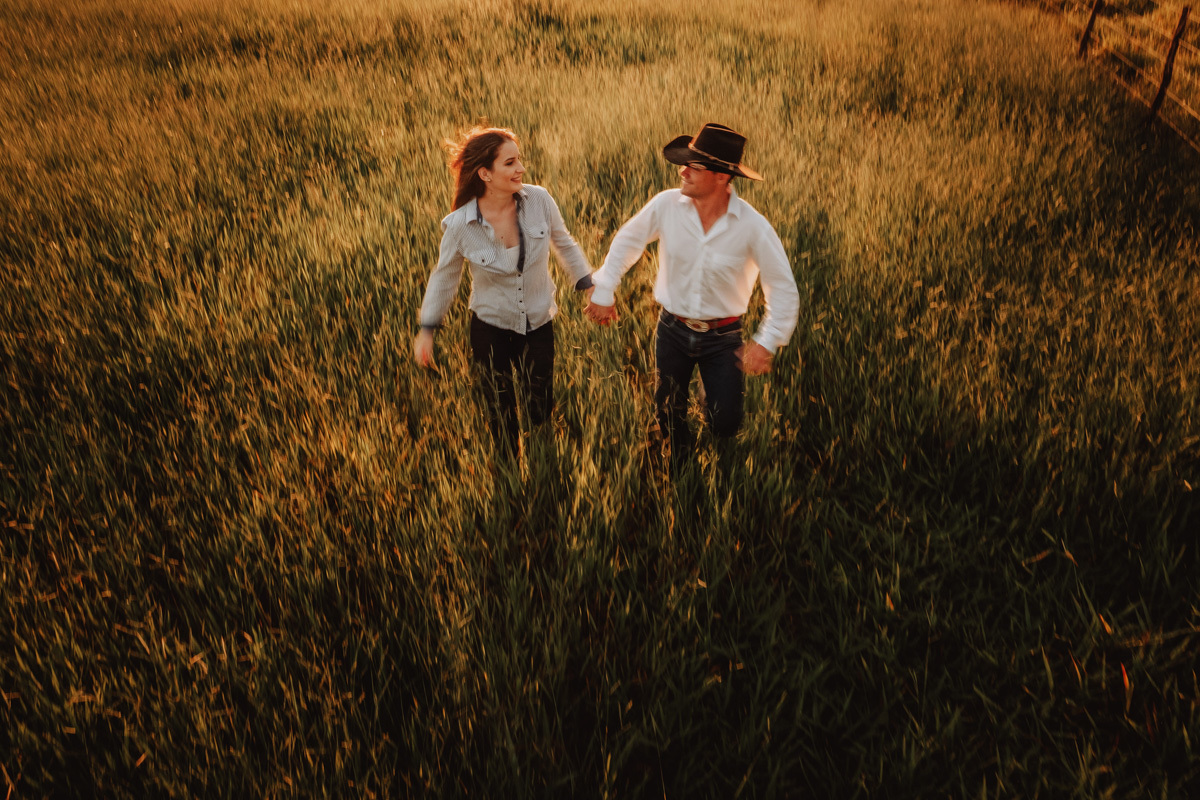 fotos diferentes e divertidas com movimentos ensaio country 