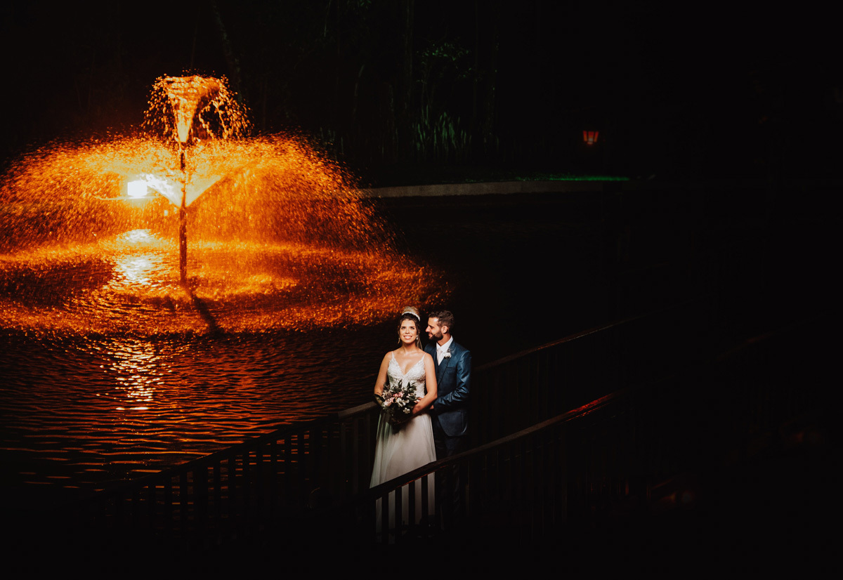 lindo ensaio dos noivos feito no dia do Casamento cenário lindo para fotos Amazon Eventos 