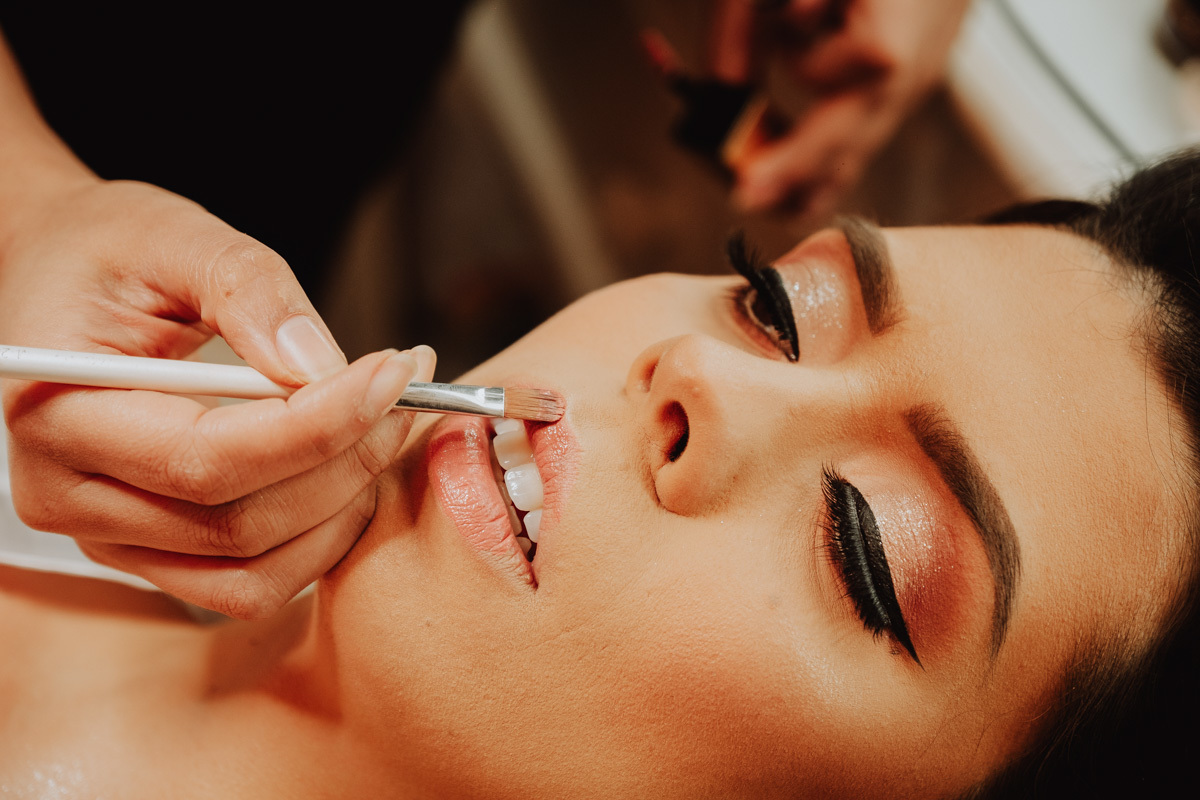 fotos de detalhes de maquiagem de noiva michelly palma