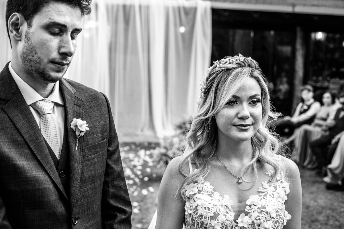 fotografo que capta fotos emocionantes para fotografia de Casamento Externo Rickardo Andrade fotografo em Mandaguari-PR 