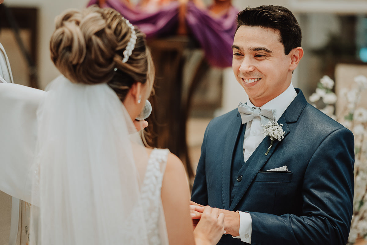 fotos da troca de alianças casamento classico em maringa 
