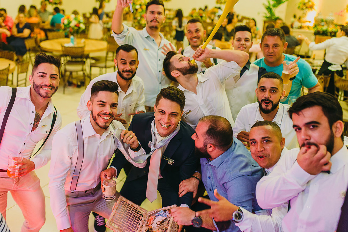 Resultado da grava do noivo vira foto.