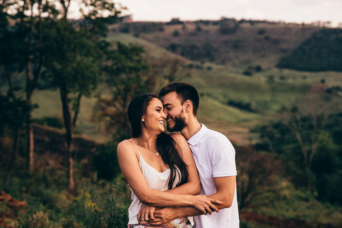 ensaio de casal na natureza em Mandaguari-PR