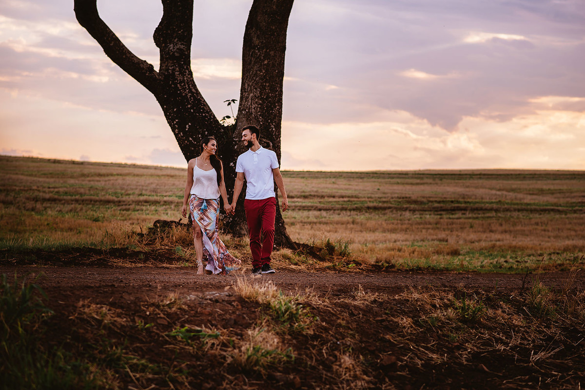 fotos ensaio de casal na plantacao Rickardo Andrade