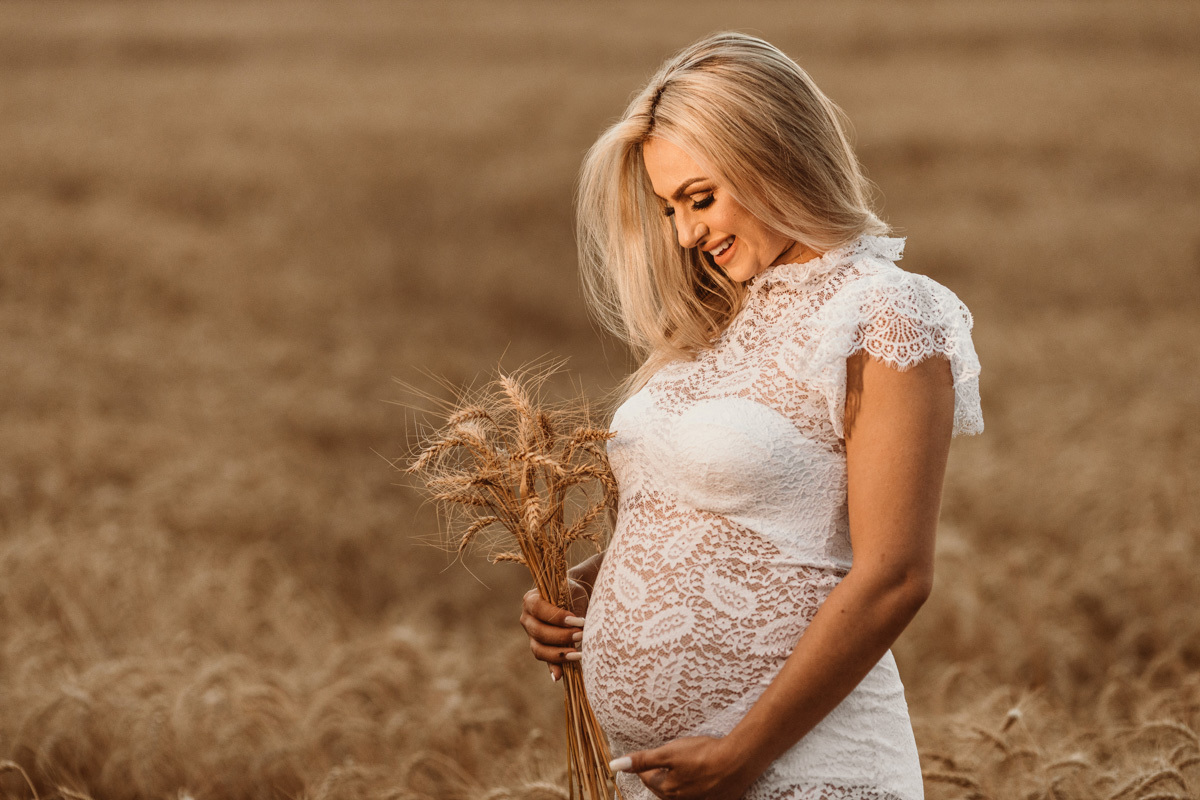 lindas fotos para ensaio externo de gestante referencia de fotos para ensaio de gravida 