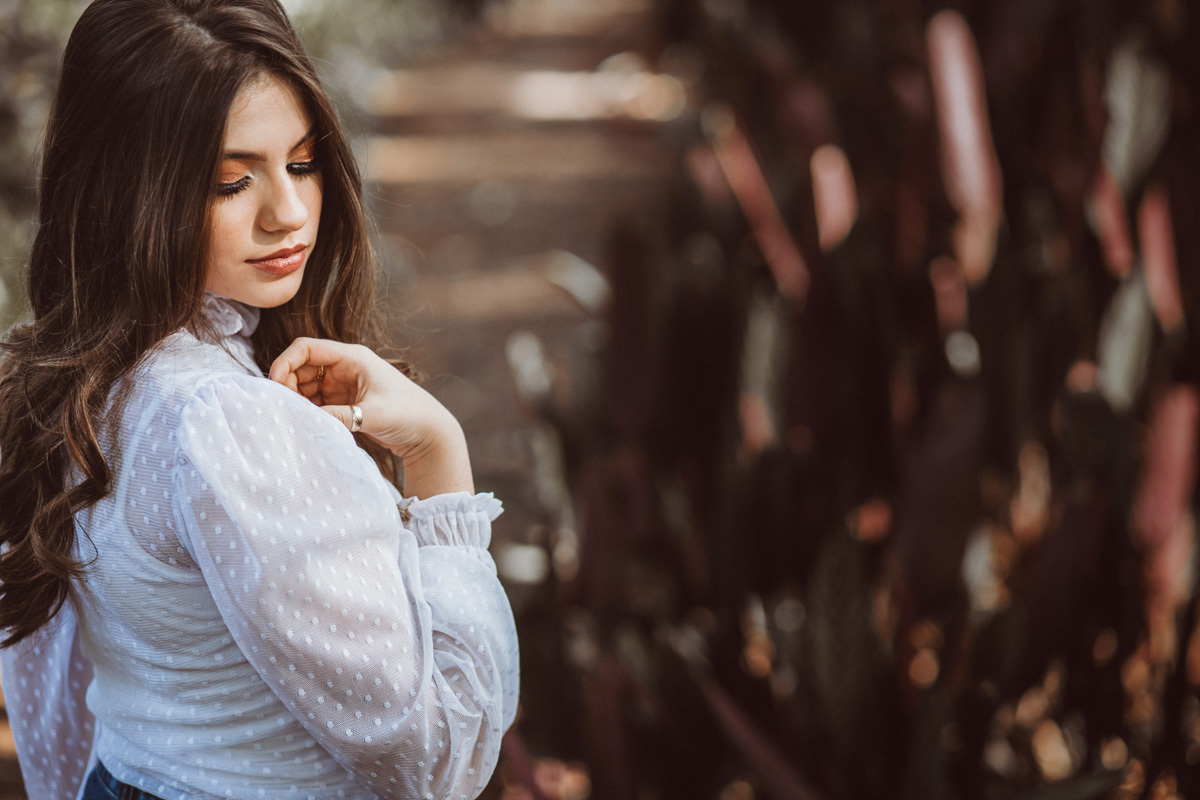 lindo ensaiod e 15 anos com fotos delicadas e diferentes para ensaio feminino fotografo de maringá 