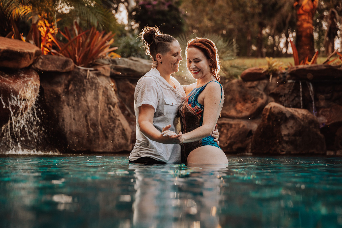 lindo ensaio de casal de lesbicas homossexuais em maringá chacara eden garden 