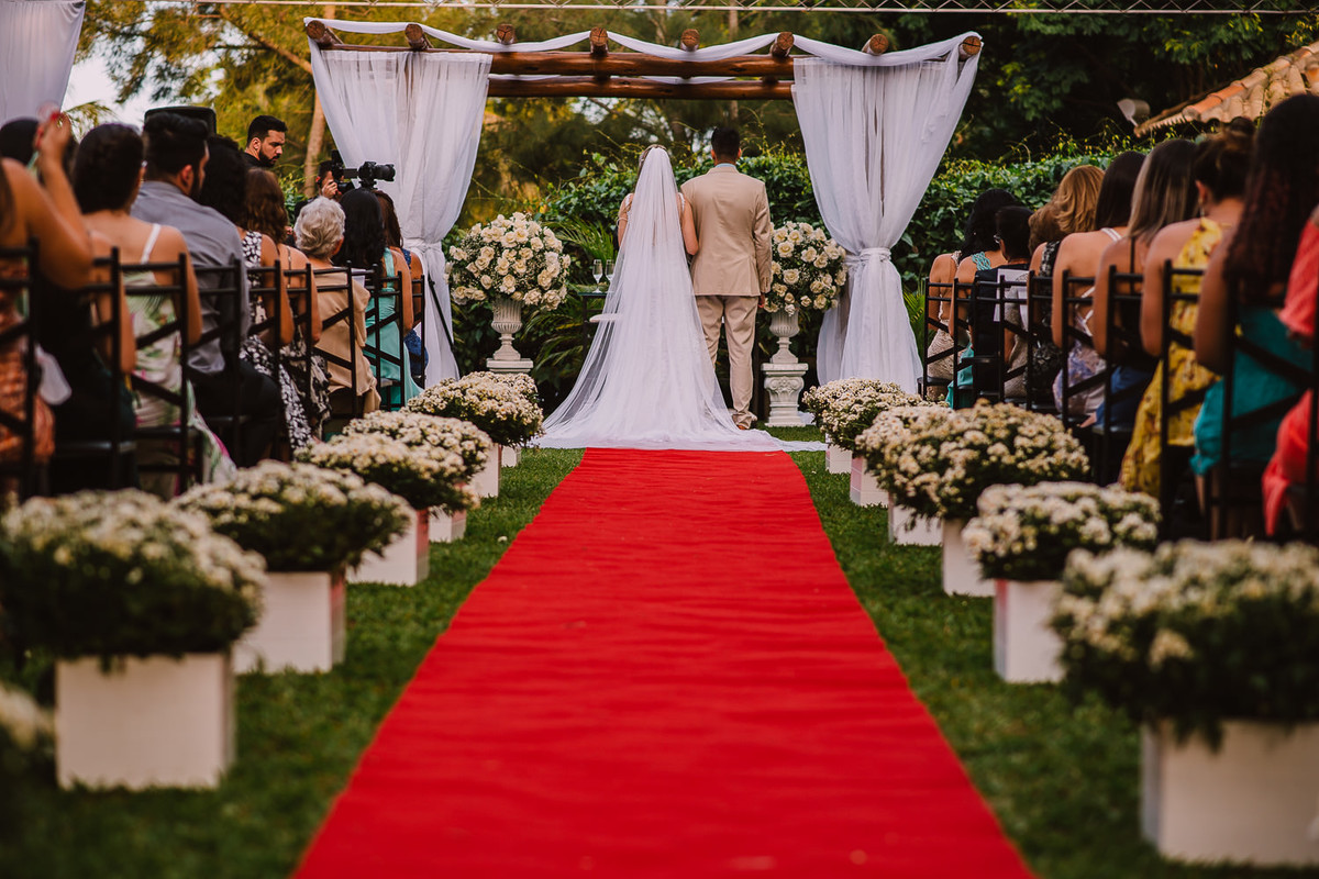 Cerimonia de casamento ao ar livre