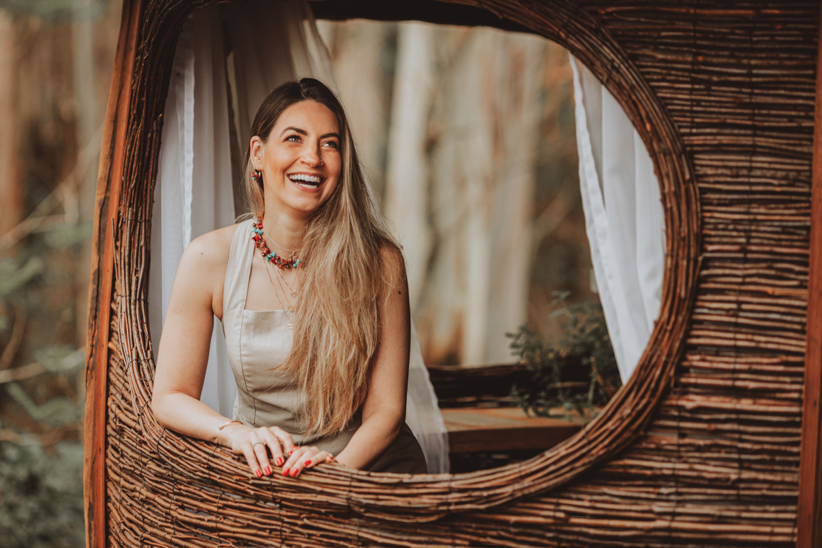 o melhor fotografo de ensaios femininos de maringa Rickardo Andrade faz lindo ensaio feminino no spa eden garden 
