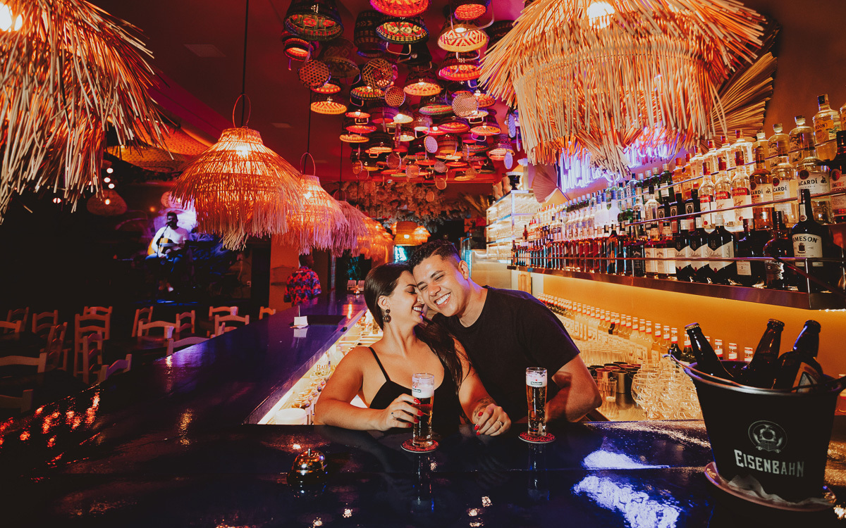 ensaio de casal com estilo urbano fotos do melhor fotografo de casamentos de maringa rickardo andrade