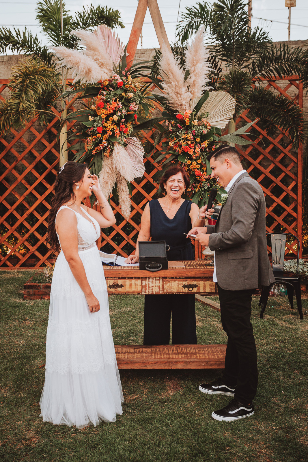 cerimonia de casamento externo com leitura de votos divertidos cerimonia ao ar livre em 2022 