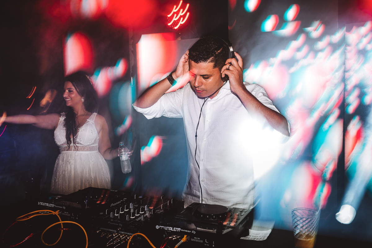 festa de balada de casamento com dj de musica eletronia em maringá 