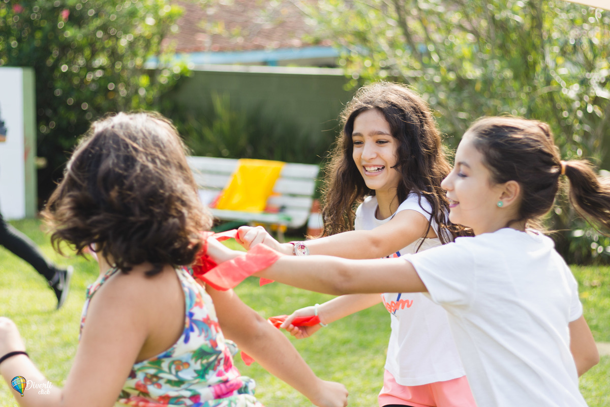 Aniversário Infantil - Mogi das Cruzes - Criança - Brincadeiras - La na casa da dona joaninha