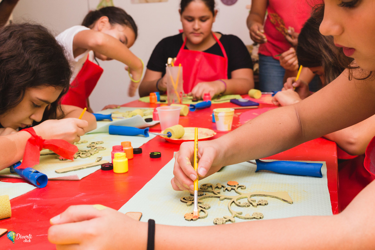 Aniversário Infantil - Mogi das Cruzes - Criança - Brincadeiras - La na casa da dona joaninha