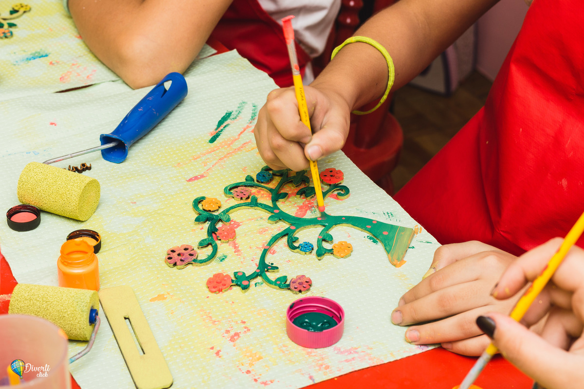 Aniversário Infantil - Mogi das Cruzes - Criança - Brincadeiras - La na casa da dona joaninha