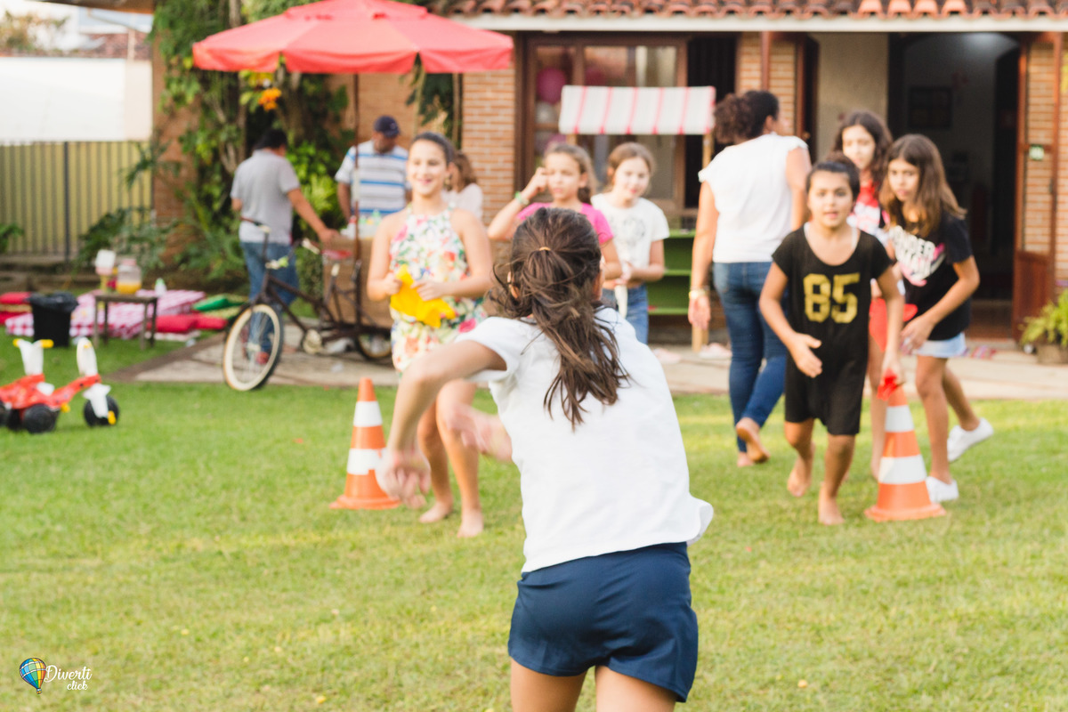 Aniversário Infantil - Mogi das Cruzes - Criança - Brincadeiras - La na casa da dona joaninha