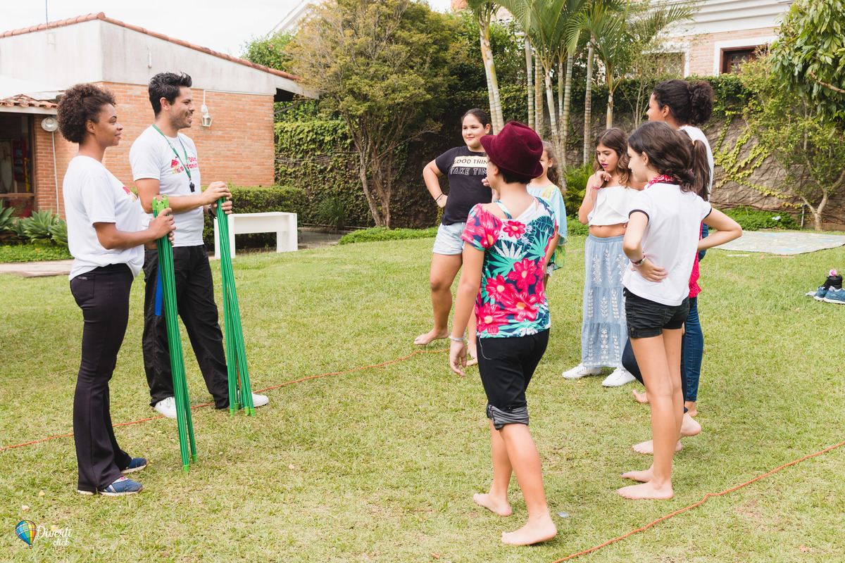 Aniversário Infantil - Mogi das Cruzes - Criança - Brincadeiras - La na casa da dona joaninha