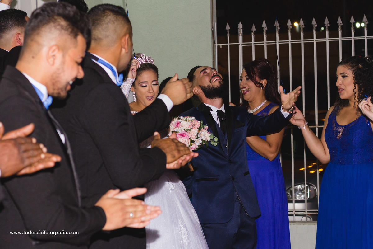Casamento - Vestido de Noiva - Pre Wedding - Making of - cerimônia - maquiagem de noiva - unha de noiva - buquê