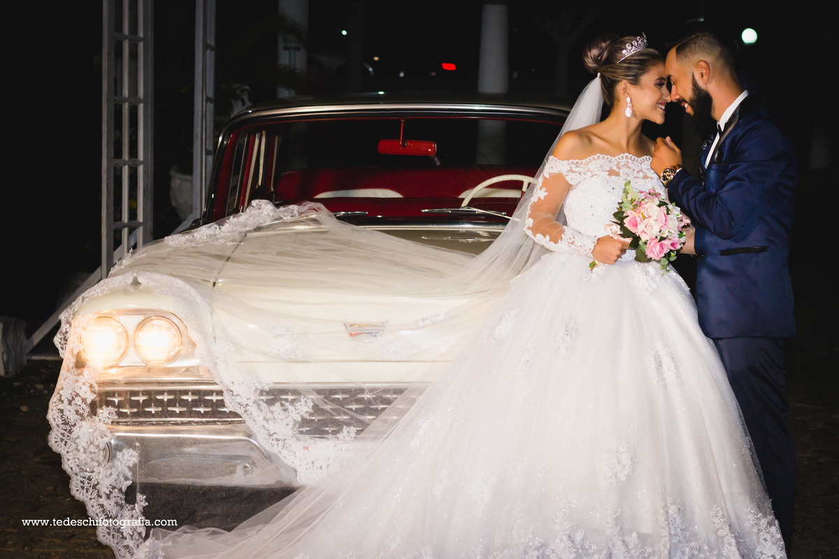 Casamento - Vestido de Noiva - Pre Wedding - Making of - cerimônia - maquiagem de noiva - unha de noiva - buquê