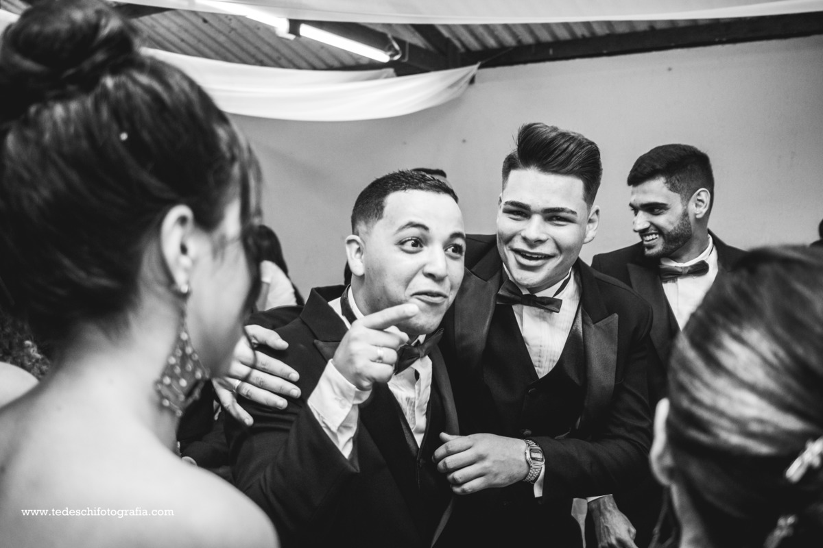 Casamento - Vestido de Noiva - Pre Wedding - Making of - cerimônia - maquiagem de noiva - unha de noiva - buquê