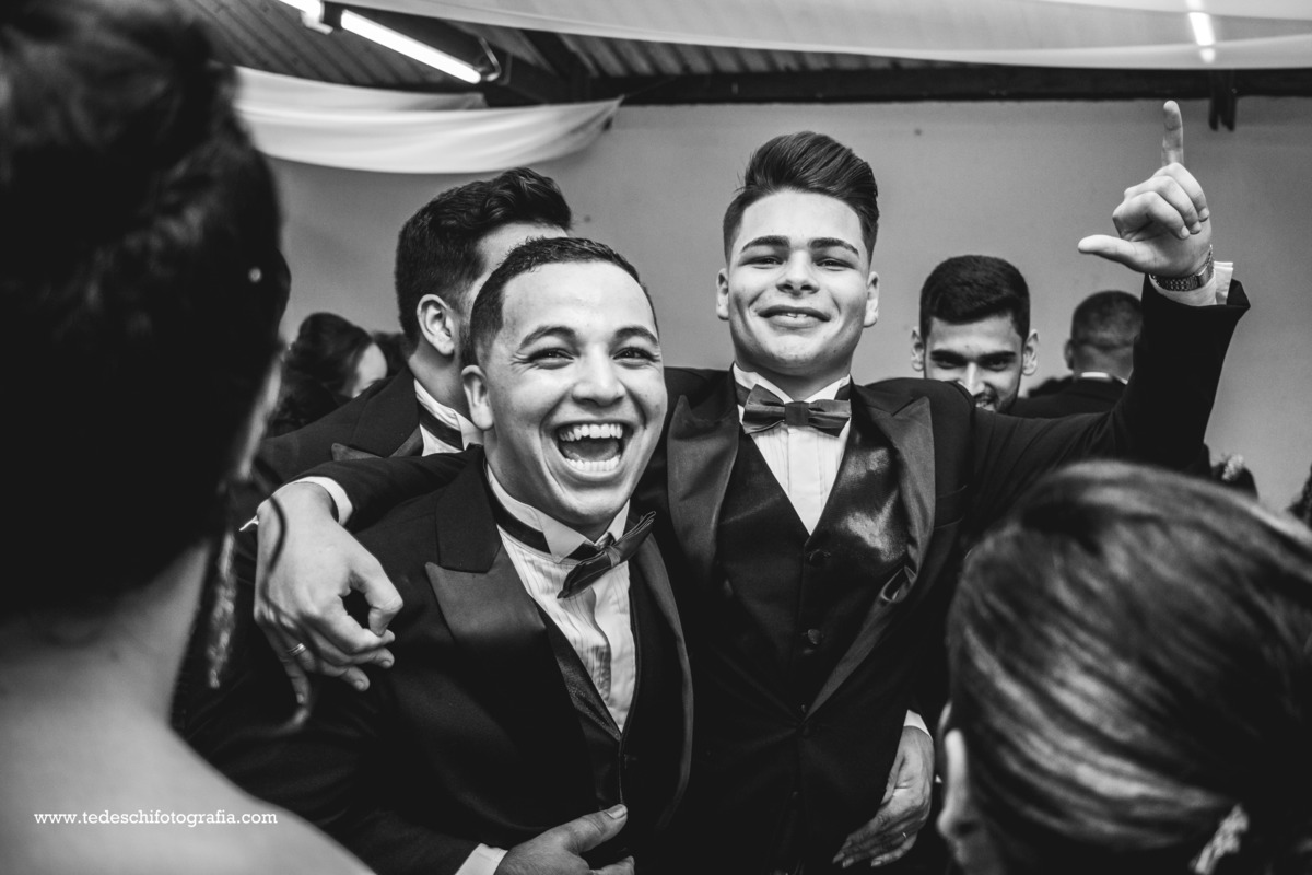 Casamento - Vestido de Noiva - Pre Wedding - Making of - cerimônia - maquiagem de noiva - unha de noiva - buquê