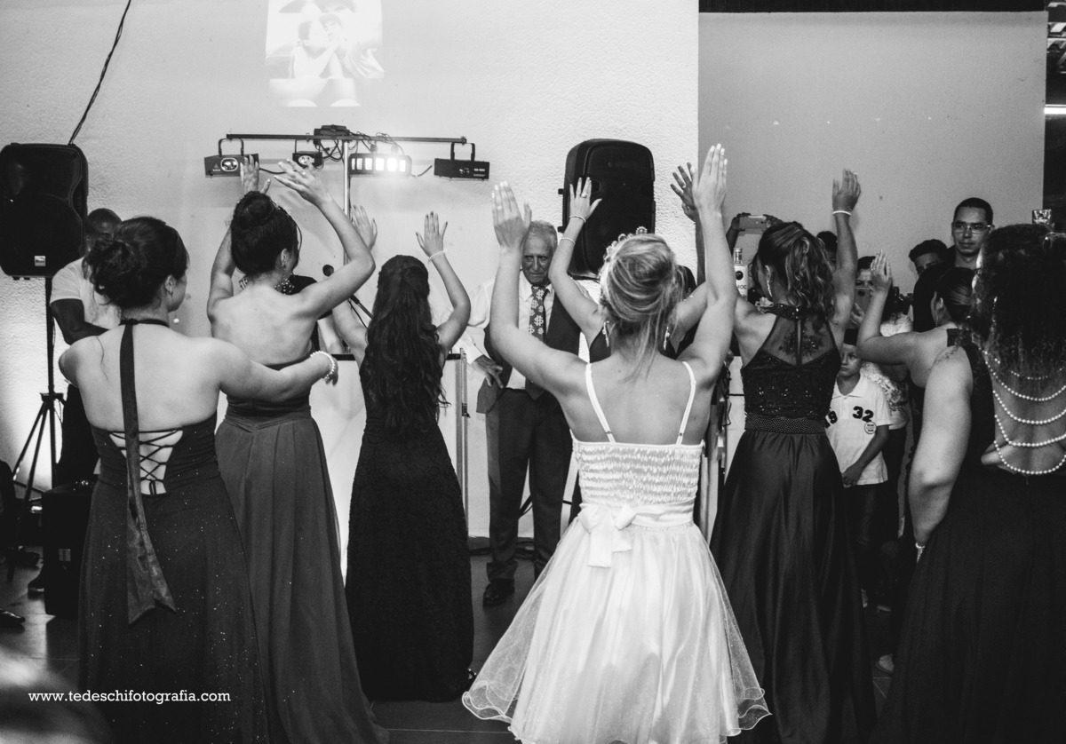 Casamento - Vestido de Noiva - Pre Wedding - Making of - cerimônia - maquiagem de noiva - unha de noiva - buquê